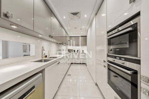 Dupleks u Jumeirah Beach Residence, Dubai, UAE 4 spavaćih soba, 389.36 m2 Br. 755797 - fotografija 20