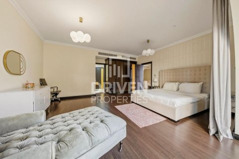 Dupleks u Jumeirah Beach Residence, Dubai, UAE 4 spavaćih soba, 389.36 m2 Br. 755797 - fotografija 3