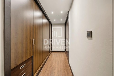 Dupleks u Jumeirah Beach Residence, Dubai, UAE 4 spavaćih soba, 389.36 m2 Br. 755797 - fotografija 21