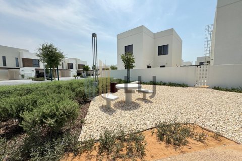 Vila na Yas Island, Abu Dhabi, SAE 5 ložnice, 325.2 m² Č.: 574796 - fotografie 17