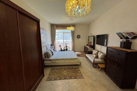 Apartman u Motor City, Dubai, UAE 2 spavaćih soba, 157 m2 Br. 695475 - fotografija 4