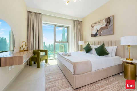 Apartemen di Downtown Dubai (Downtown Burj Dubai), UEA 2 kamar tidur, 101.4 m2 nomor 632735 - foto 8