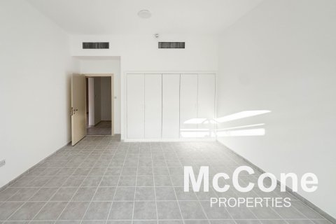 Villa sa Umm Suqeim, Dubai, UAE 3 silid-tulugan, 241.55 sq.m. № 587336 - larawan 5