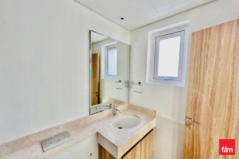 Kaupunkipientalo Dubai, Arabiemiraatit 3 makuuhuonetta, 161 m2 № 713246 - kuva 17