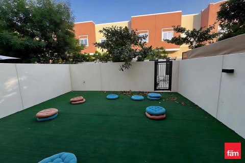 Kaupunkipientalo Dubai, Arabiemiraatit 3 makuuhuonetta, 161 m2 № 713246 - kuva 2