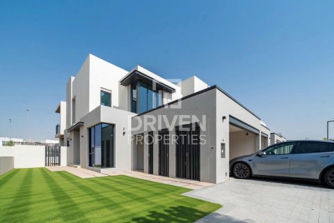 Müüa ridamaja asukohaga Jebel Ali, Dubai, AÜE: 4 magamistoaga, 362.41 m² Nr 765113 - pilt 2