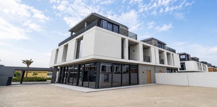 Vila v Arabian Ranches 3, Dubai, SAE 5 spální, 317.73 m2 č. 734012