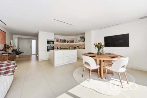 Radhus till försäljning i Jumeirah Village Triangle, Dubai, UAE 1 sovrum, 151.99 kvm Nr. 733968 - fotografi 3