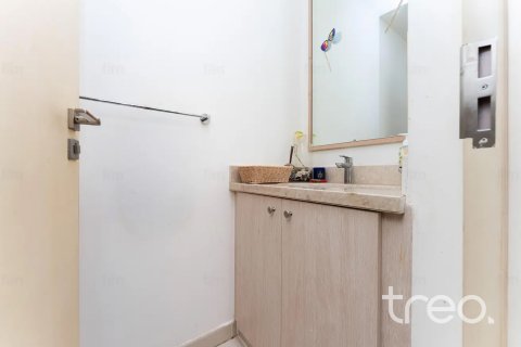 Вилла Рим, Дубай, БАӘ-да 3 жатын бөлмелер, 207.73 м² № 733973 - фото 16