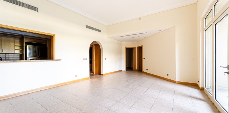 Lakás itt: Palm Jumeirah, Dubai, EAE, 2 hálószoba, 150 m², azonosító: 758479