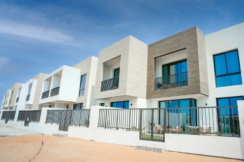 Townhouse til salg i Ras Al Khaimah, UAE 2 soveværelser, 195 kvm № 734575 - foto 10