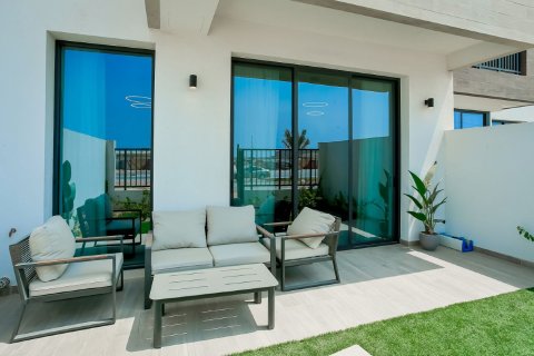 Townhouse til salg i Ras Al Khaimah, UAE 2 soveværelser, 195 kvm № 734575 - foto 4