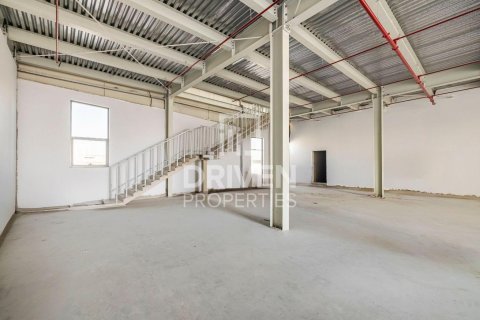 Warehouse til leje i Dubai, UAE 3382.41 kvm № 747079 - foto 9