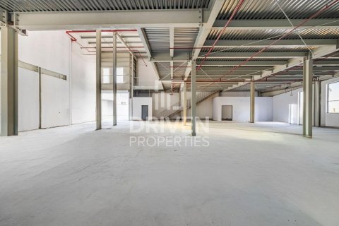 Warehouse til leje i Dubai, UAE 3382.41 kvm № 747079 - foto 12