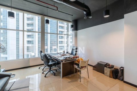 Biuro do wynajęcia w Business Bay, Dubai, ZEA 87.14 mkw., nr 747080 - zdjęcie 10