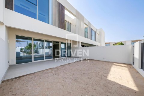 Kuća u nizu u The Valley, Dubai, UAE 3 spavaćih soba, 174.01 m2 Br. 746456 - fotografija 3