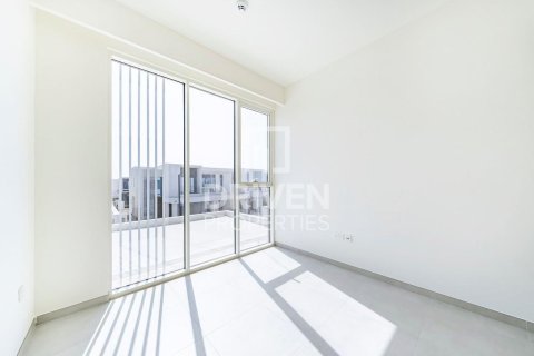 Kuća u nizu u The Valley, Dubai, UAE 3 spavaćih soba, 174.01 m2 Br. 746456 - fotografija 20