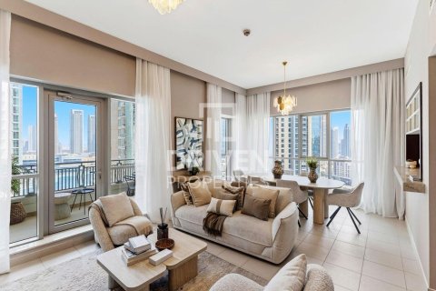 Apartment in Downtown Dubai (Downtown Burj Dubai), Dubai, UAE 2 bedrooms, 122.91 sq.m. № 745816 - photo 3