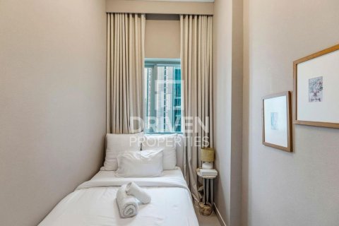 Apartment in Downtown Dubai (Downtown Burj Dubai), Dubai, UAE 2 bedrooms, 122.91 sq.m. № 745816 - photo 17