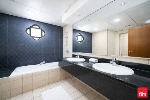 Βίλα σε Jumeirah Islands, Dubai, ΗΑΕ 4 υπνοδωμάτια, 815.4 τ.μ. Αρ. 693154 - φωτογραφία 14