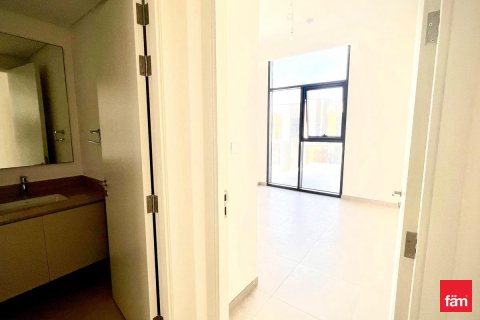 Villa til leje i Dubai, UAE 4 soveværelser, 242.8 kvm № 693155 - foto 19