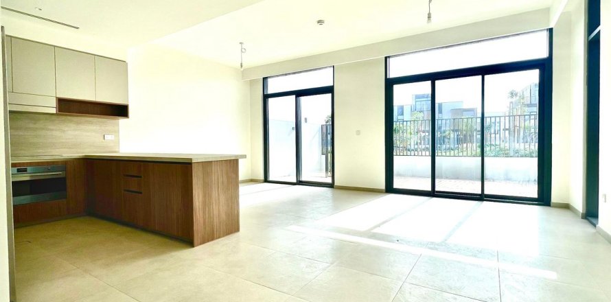 Villa i Dubai, UAE 4 soveværelser, 242.8 kvm № 693155