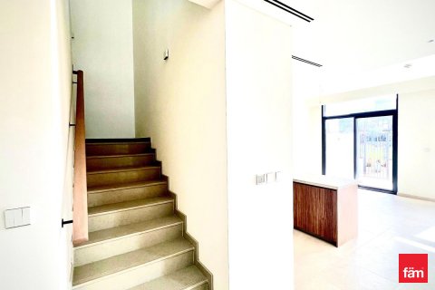 Villa til leje i Dubai, UAE 4 soveværelser, 242.8 kvm № 693155 - foto 18