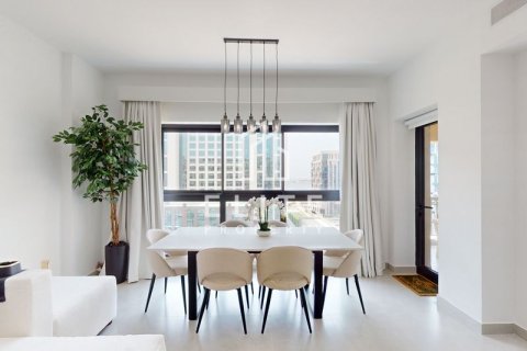 Apartment in Palm Jumeirah, Dubai, UAE 2 bedrooms, 175 sq.m. № 741300 - photo 4