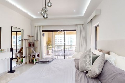 Apartment in Palm Jumeirah, Dubai, UAE 2 bedrooms, 175 sq.m. № 741300 - photo 7