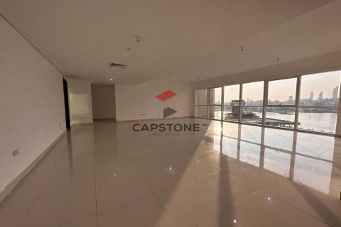 Apartment in Al Reem Island, Abu Dhabi, UAE 3 bedrooms, 251 sq.m. № 604479 - photo 3