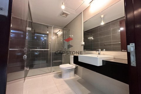 Apartment in Al Reem Island, Abu Dhabi, UAE 3 bedrooms, 251 sq.m. № 604479 - photo 17