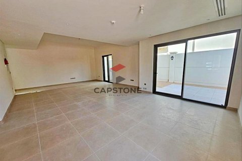 Apartment in Khalifa City, Abu Dhabi, UAE 3 bedrooms, 172 sq.m. № 604482 - photo 4