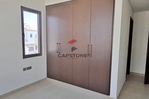 Apartment in Khalifa City, Abu Dhabi, UAE 3 bedrooms, 172 sq.m. № 604482 - photo 15