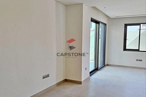 Apartment in Khalifa City, Abu Dhabi, UAE 3 bedrooms, 172 sq.m. № 604482 - photo 6