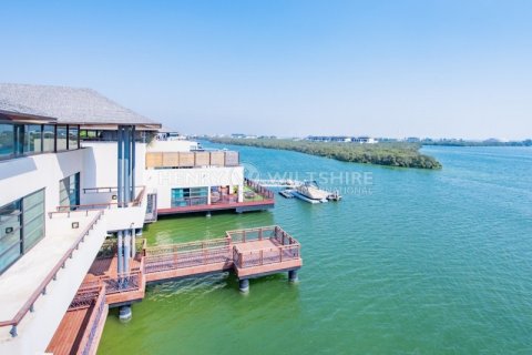 Vila u gradu Al Gurm West, Abu Dhabi, UAE 5 spavaće sobe, 1579.3 m2 Br. 528784 - Slika 4
