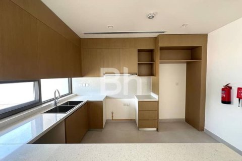 Al Furjan、Dubai、UAE にあるタウンハウス販売中 4ベッドルーム、371 m2、No645358 - 写真 12