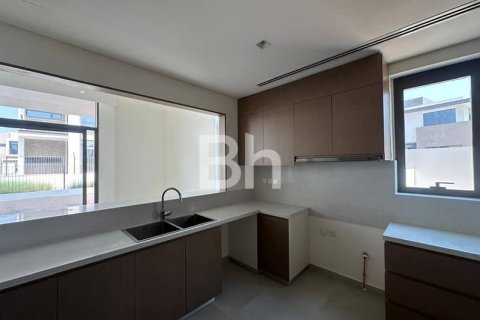 Al Furjan、Dubai、UAE にあるタウンハウス販売中 4ベッドルーム、371 m2、No645358 - 写真 13