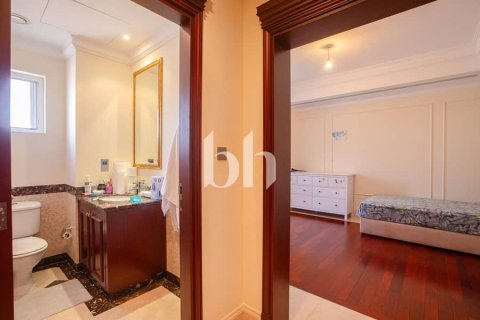 Villa sa Arabian Ranches, Dubai, UAE 6 silid-tulugan, 1644 sq.m. № 645355 - larawan 18