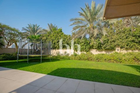 Villa sa Arabian Ranches, Dubai, UAE 6 silid-tulugan, 1644 sq.m. № 645355 - larawan 6