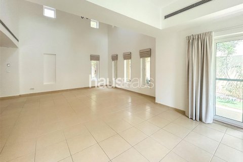 Villa in Arabian Ranches, Dubai, UAE 5 bedrooms, 709 sq.m. № 626708 - photo 7