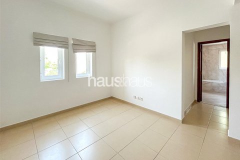 Villa in Arabian Ranches, Dubai, UAE 5 bedrooms, 709 sq.m. № 626708 - photo 8