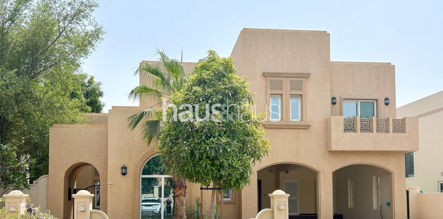 Villa in Arabian Ranches, Dubai, UAE 5 bedrooms, 709 sq.m. № 626708