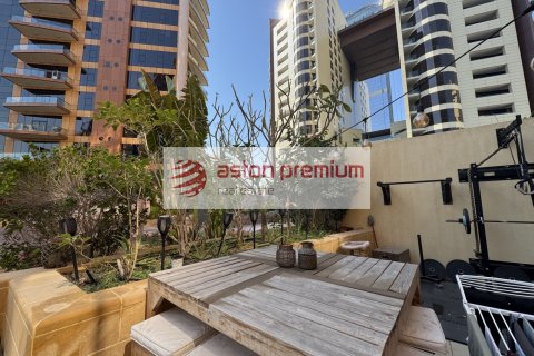 Palm Jumeirah, Dubai, UAE의 판매용 아파트 침실 1개, 121제곱미터 번호 628458 - 사진 11
