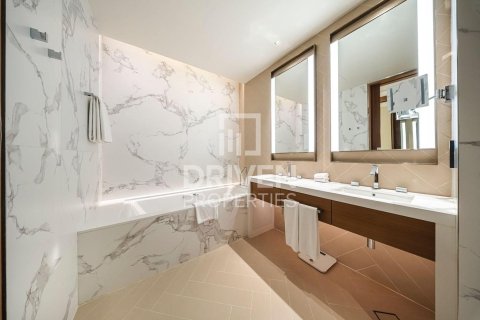 Downtown Dubai (Downtown Burj Dubai), Dubai, UAE의 임대용 아파트 침실 2개, 114.18제곱미터 번호 744921 - 사진 13