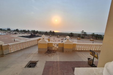 Apartment til salg i Al Hamra Village, Ras Al Khaimah, UAE 2 soveværelser, 102 kvm № 656498 - foto 15