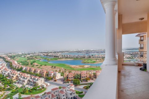 Apartment til salg i Al Hamra Village, Ras Al Khaimah, UAE 2 soveværelser, 125 kvm № 656502 - foto 2