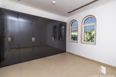 Villa para arrendamento em Jumeirah Park, Dubai, EAU 3 quartos, 327.67 m2 № 571379 - foto 20