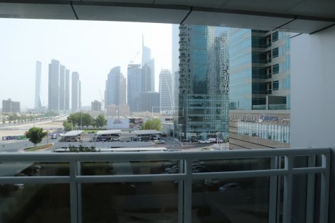 Office in Jumeirah Lake Towers, Dubai, UAE 75.4 sq.m. № 633264 - photo 7
