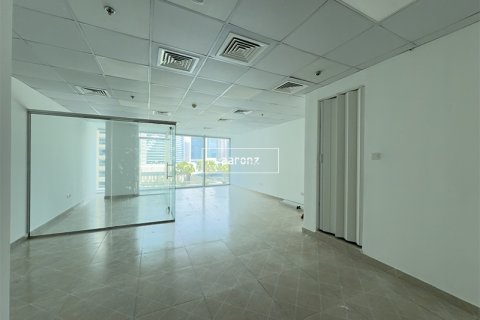 Business Bay, Dubai, UAE의 임대용 사무실 62제곱미터 번호 633268 - 사진 5