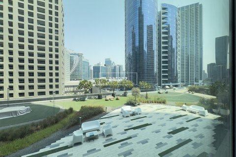 Business Bay, Dubai, UAE의 임대용 사무실 62제곱미터 번호 633268 - 사진 10